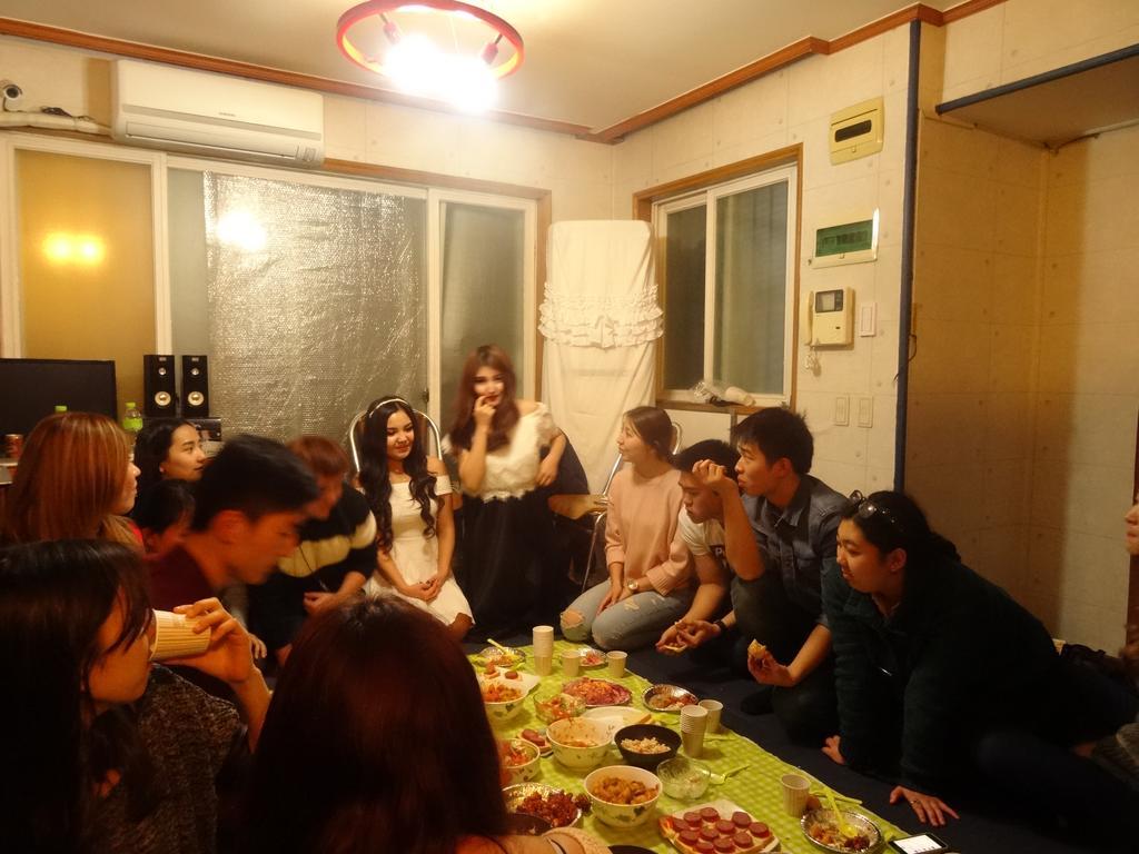W Mini Hotel Dongdaemoon Seul Dış mekan fotoğraf