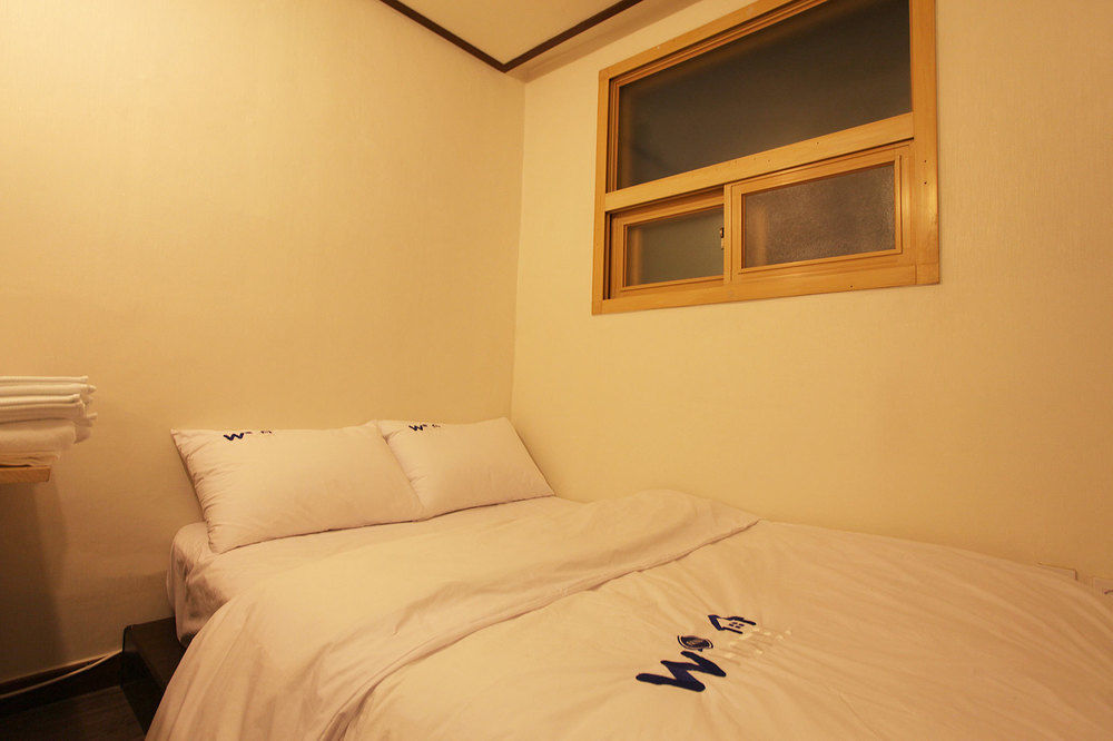 W Mini Hotel Dongdaemoon Seul Dış mekan fotoğraf